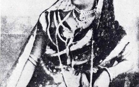 Play Review: NOTI BINODINI BY SMARANIK