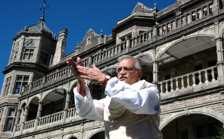 JNANPEETH AWARD FOR GULZAR