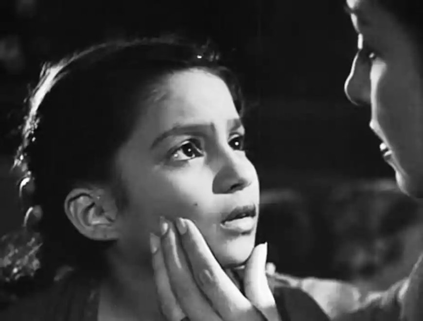 WHERE HAS ORIGINALITY GONE? :  SEQUELS AND REMAKES IN INDIAN CINEMA