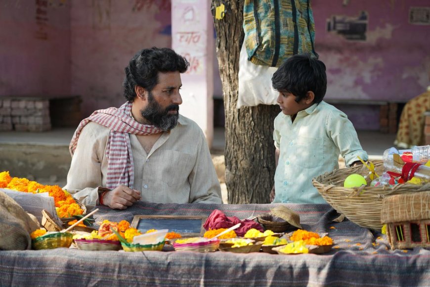 KAALIDHAR LAAPATAA:  A BRILLIANT CELLULOID ESSAY ON BONDING A TRIBUTE TO ABHISHEK BACHCHAN