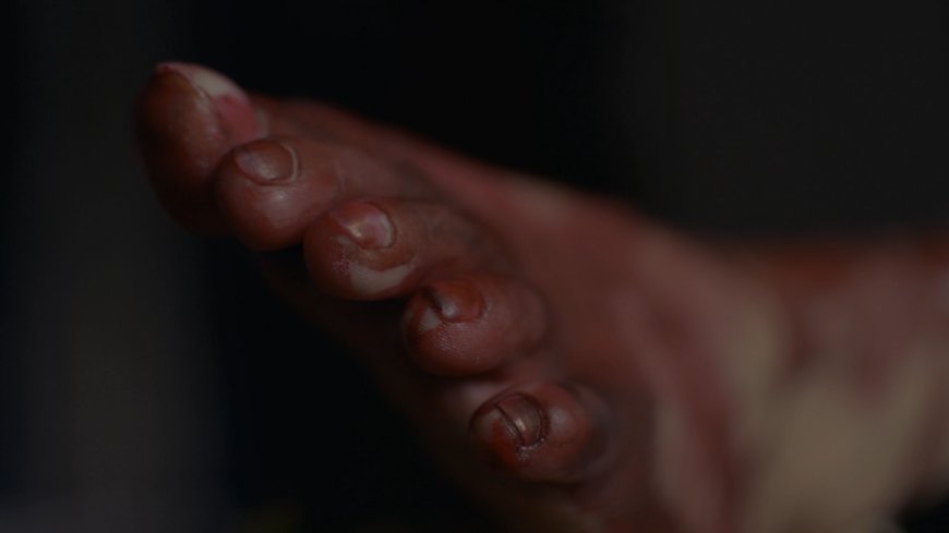 Interview : Aneek Chaudhuri