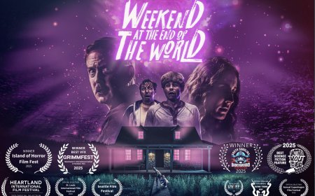 Review: Weekend at the End of the World (2025)