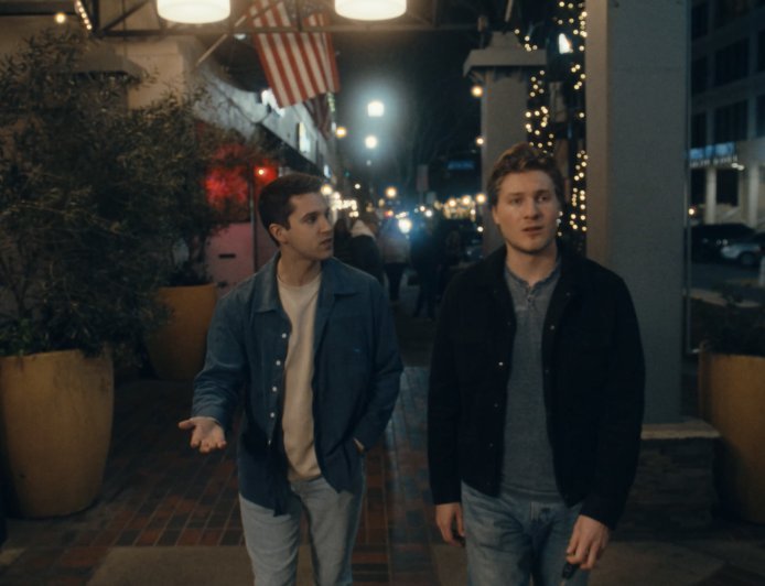 Review: Friends & Place (2026)